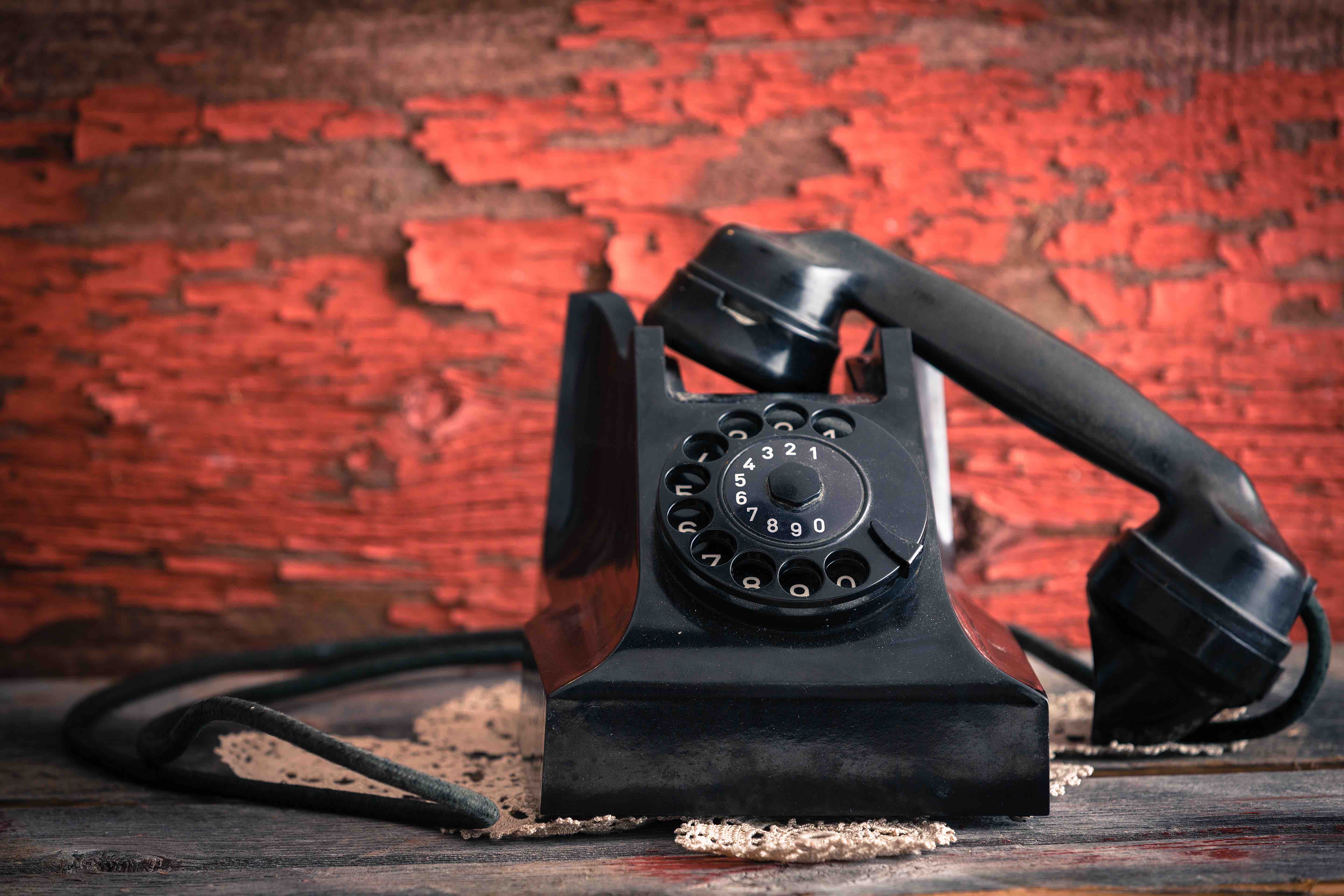 Mutu makes sure you #NeverMissAnotherCall