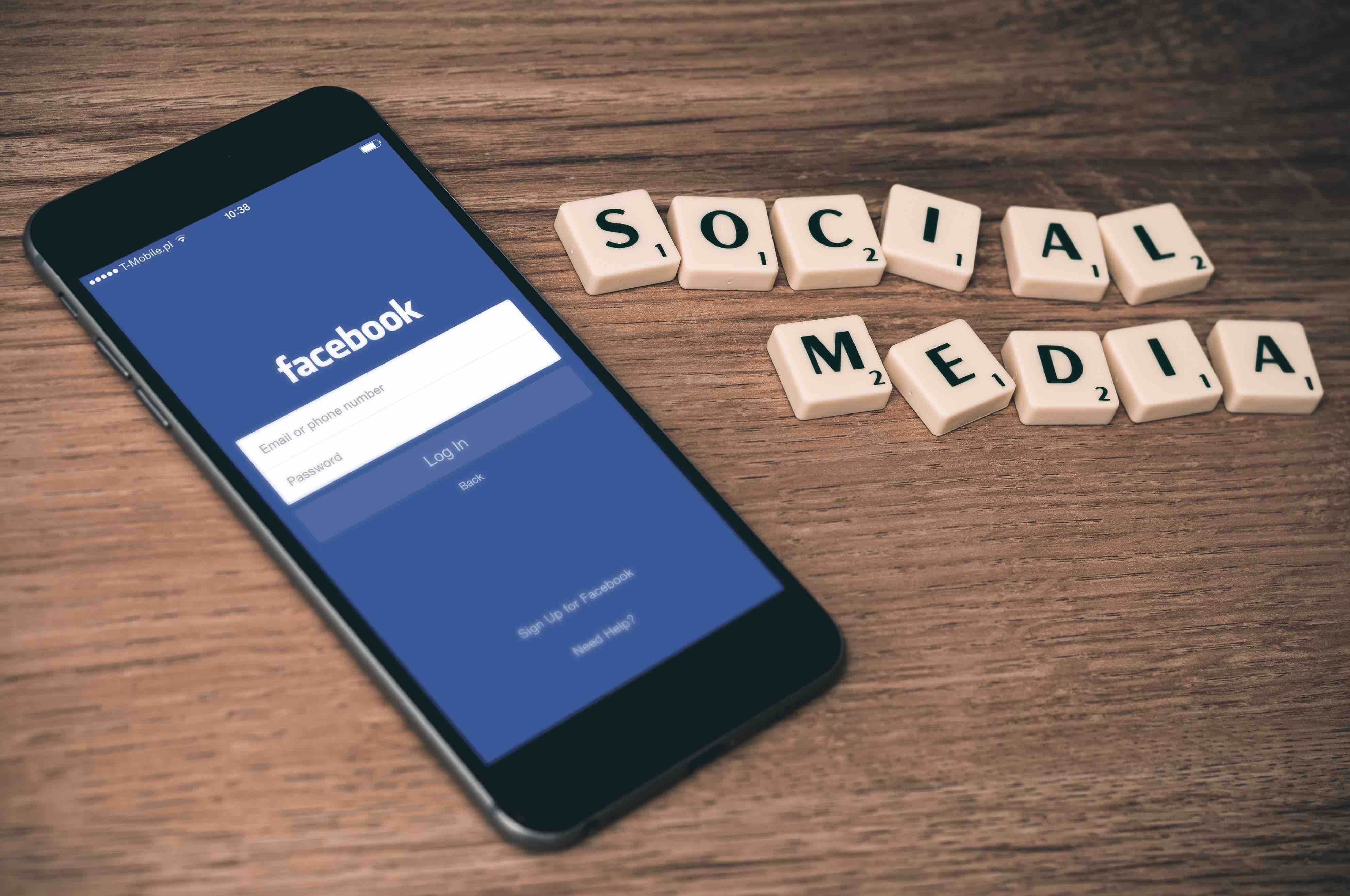 How to Strategically Respond to Customers on Social Media